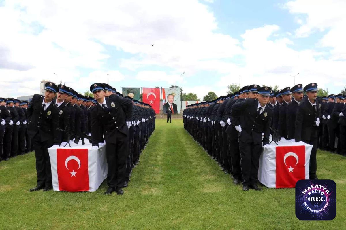 Polis Meslek Eğitim Merkezi’nde mezuniyet sevinci