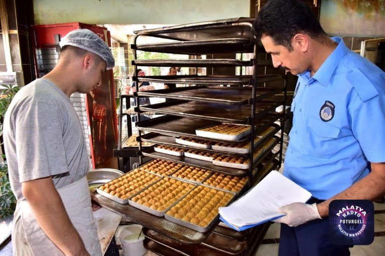 Battalgazi’de bayram öncesinde tatlıcılara denetim