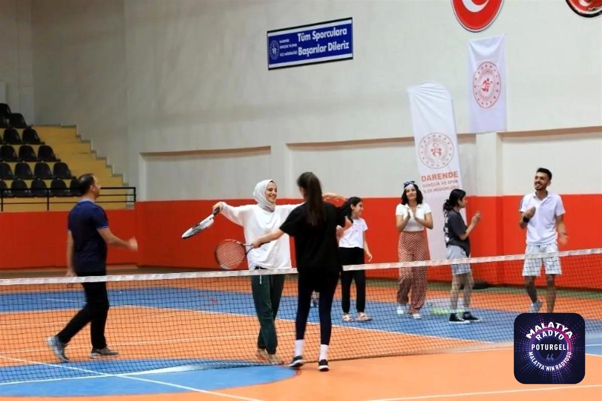 Tenis turnuvasında birinciler belli oldu