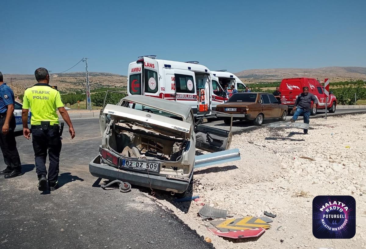 Son Dakika | Malatya’da iki otomobilin çarpıştığı kazada 11 kişi yaralandı