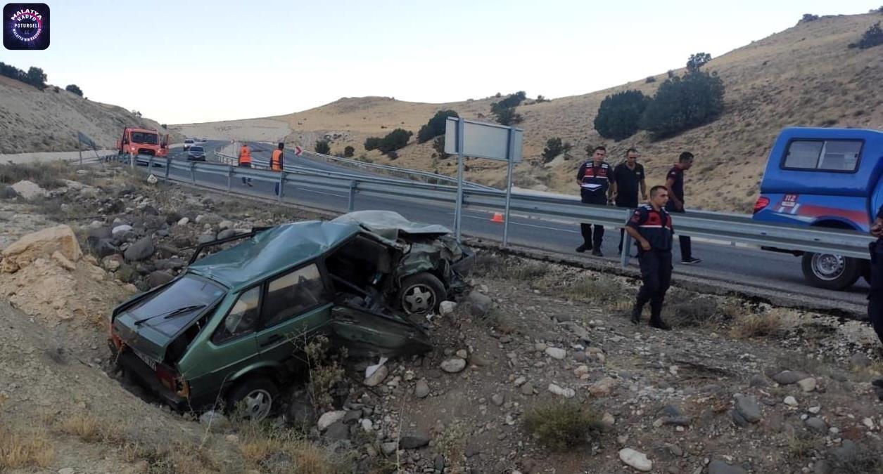 Kontrolden çıkan otomobil takla attı: 2 yaralı