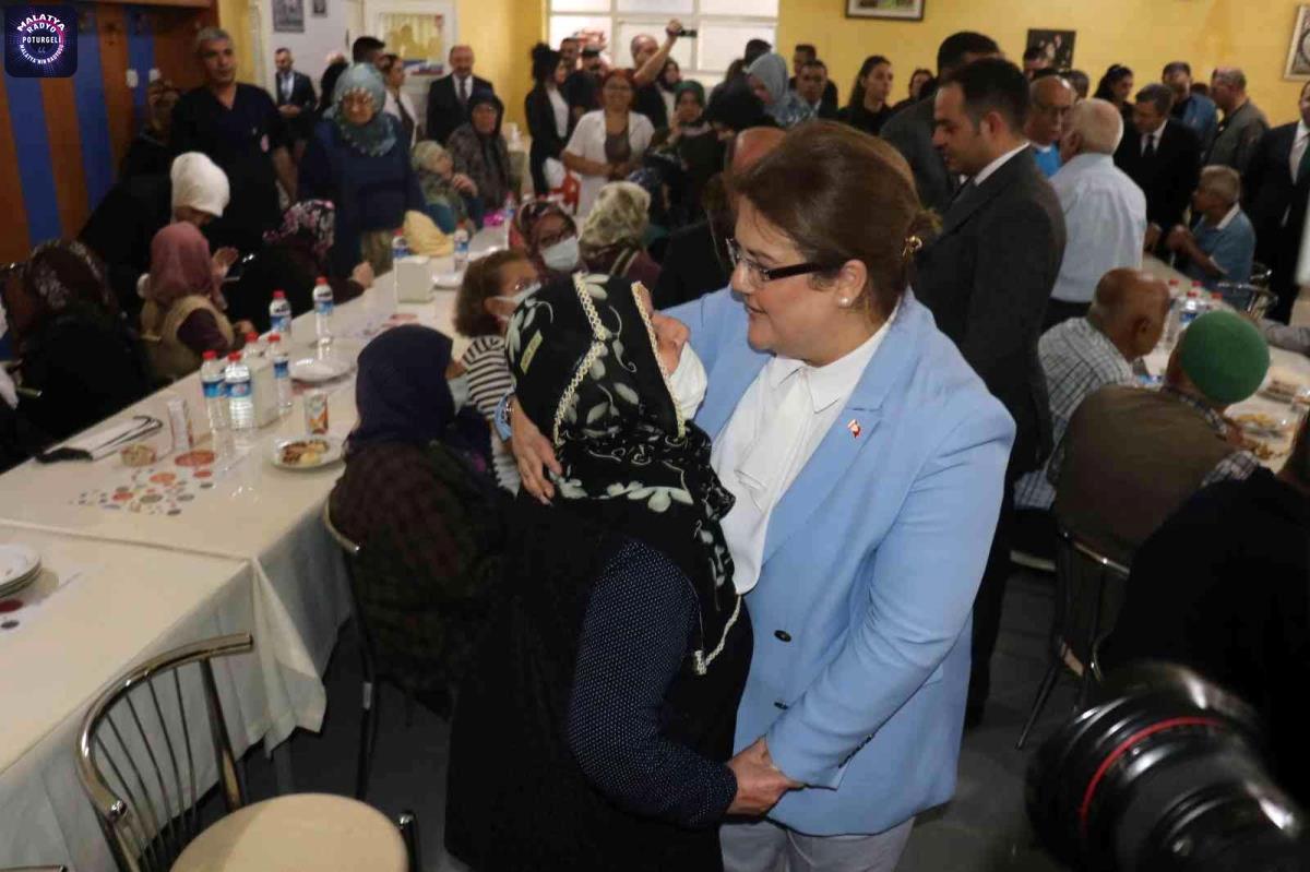 Malatya haberleri… Bakan Derya Yanık, Malatya’da Huzurevi’ni ziyaret etti