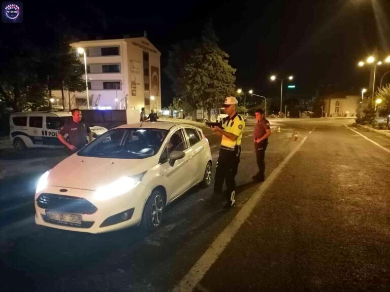 Son dakika haberi! Malatya’da polis ekipleri trafik denetimi yaptı