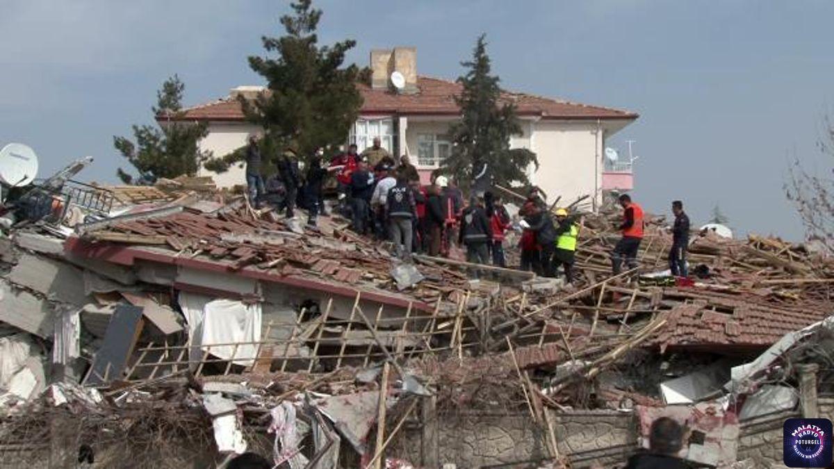 Malatya depremde yıkılan yer var mı? Malatya deprem enkazda kalan var mı?