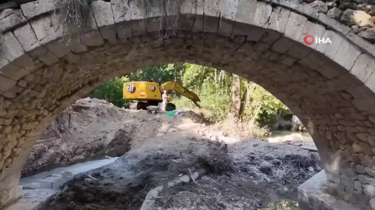 300 Yıllık Tarihi Hacılar Köprüsü Yeniden Ayağa Kalkıyor