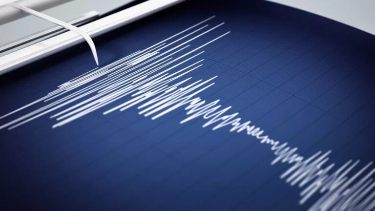 Az önce deprem mi oldu? 17 Ekim en son depremler kaç şiddetinde oldu? Kandilli Rasathanesi ve AFAD deprem listesi!