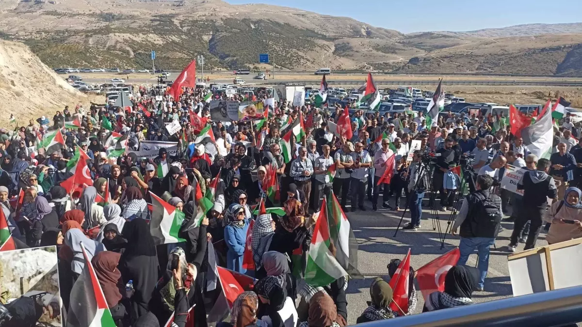 Malatya’da İsrail Protestosu: Filistin’e Destek Eylemi