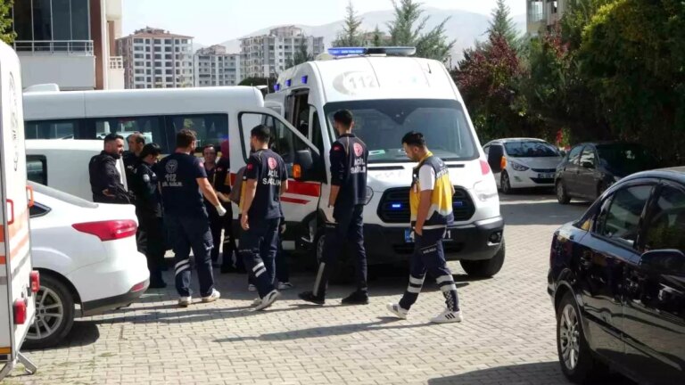 Malatya’da Yangın: 3 Çocuk Komşular Tarafından Kurtarıldı