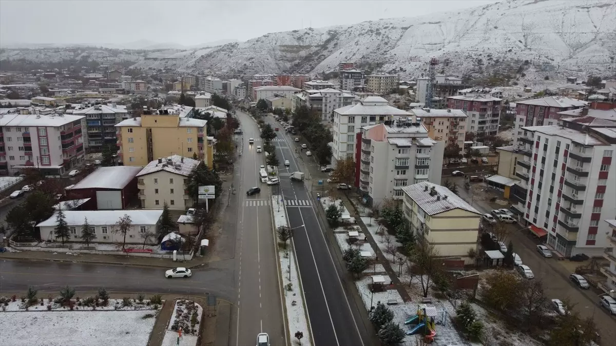 Darende’de Kar Yağışı Hayatı Olumsuz Etkiliyor