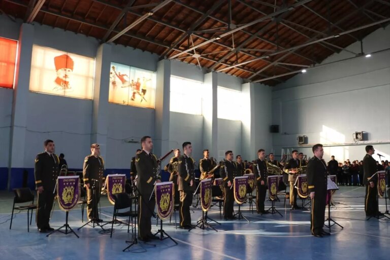 Malatya 2. Ordu Komutanlığı Bandosu’ndan Şırnak’ta Konser