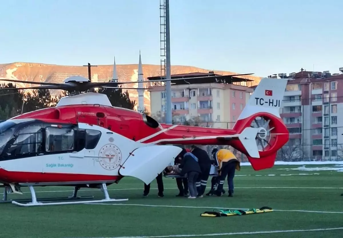 Malatya’da Silahlı Olayda Yaralanan Genç İçin Ambulans Helikopter Havalandı