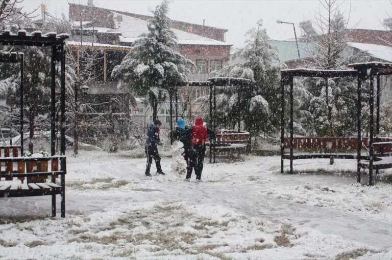 Malatya ve Adıyaman’da Kış Havası: Kar Yağışı ve Sağanak Yağmur