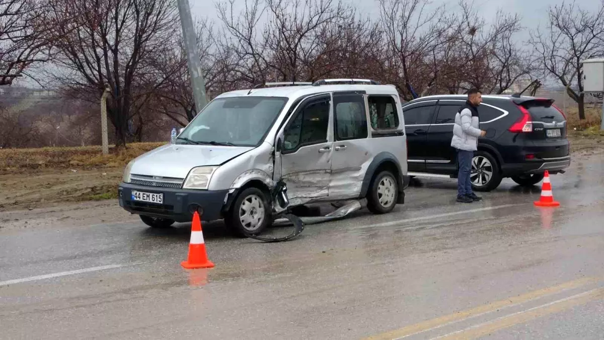 Malatya’da Trafik Kazası: 6 Yaralı