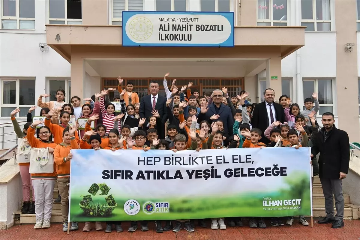 Yeşilyurt Belediyesi’nden Çevre Eğitimi Hamlesi