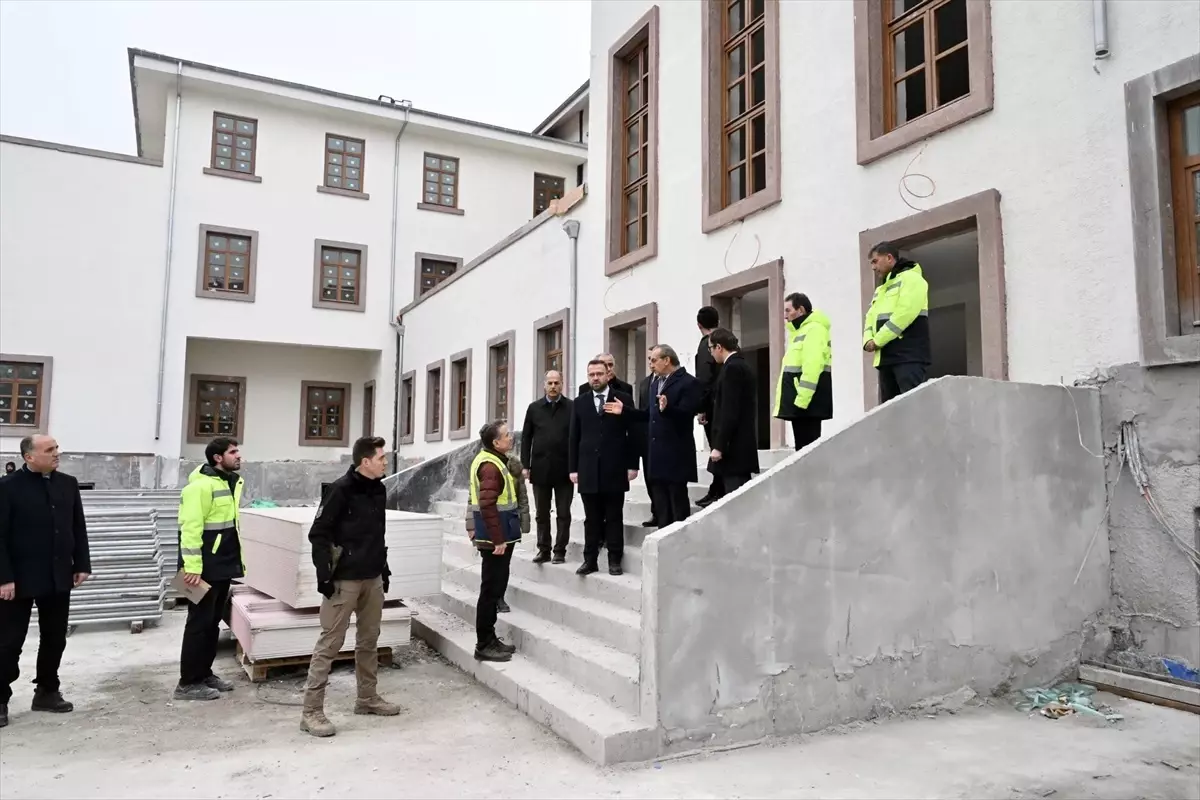 Malatya’da Hükümet Konağı İnşaatı İncelendi